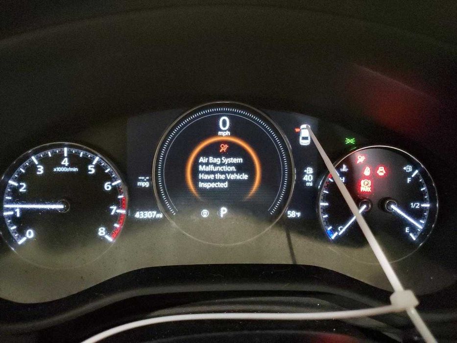 2023 Mazda 3 Preferred Повний привід, авто в дорозі.пути