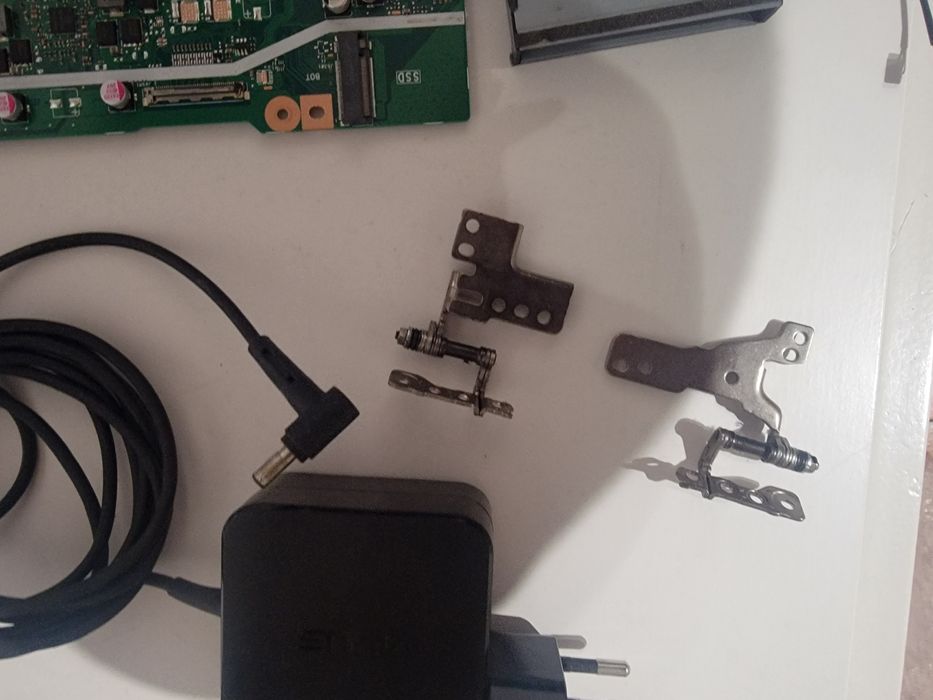 Peças para ASUS F509UB 37AM1SB1 (i3 7th Gen) – Peças Originais64284464140033122