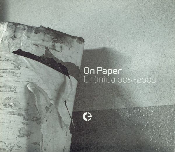 Duplo CD "On paper", coletânea de 2003 da editora portuense Crónica