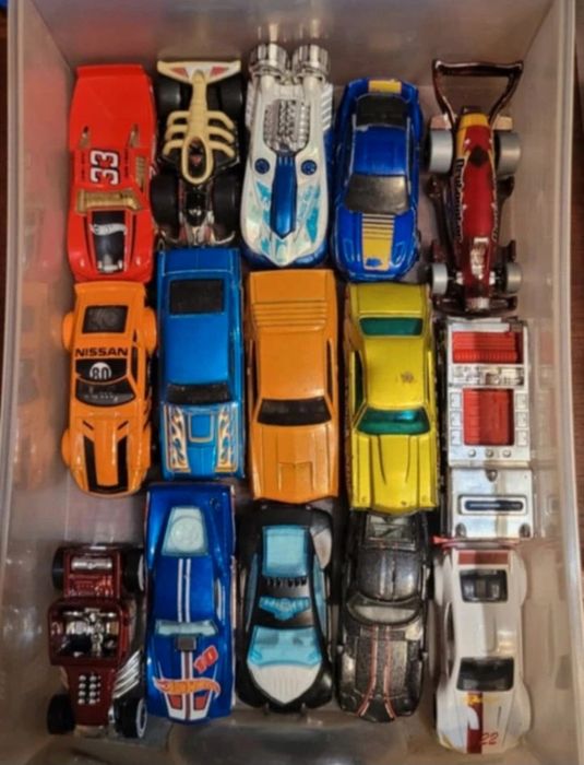 Samochody hot wheels