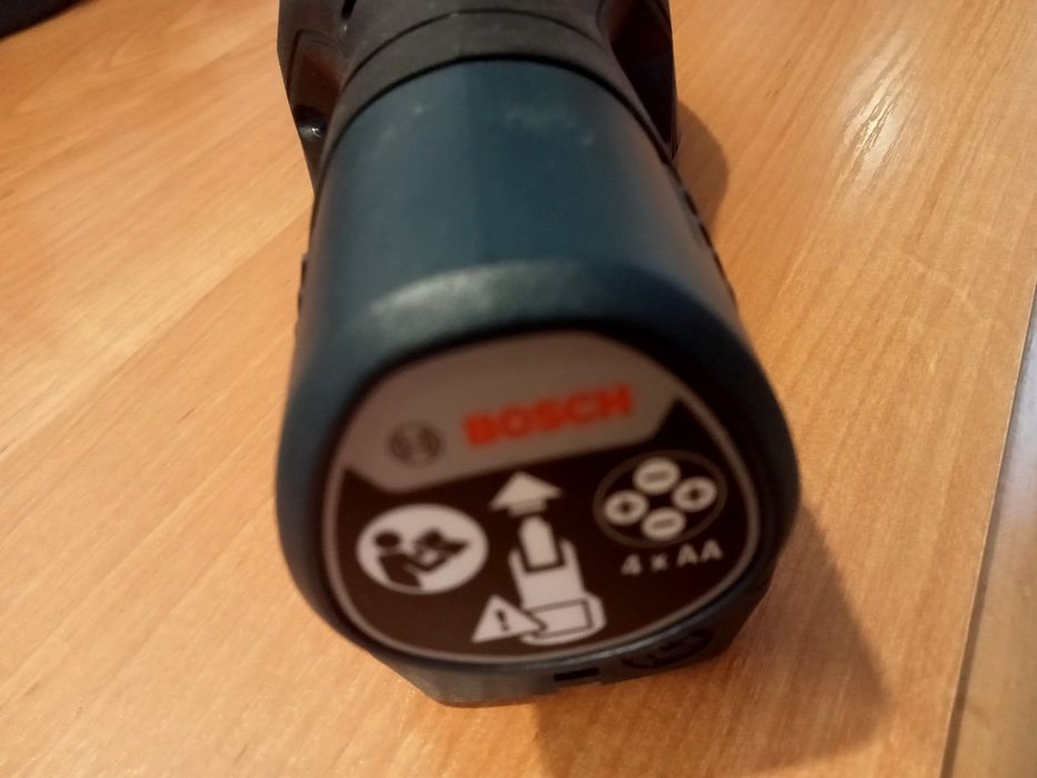 Bosch D-tect 120 wykrywacz Detektor Metali Rur Kabli Przewodów Drewna