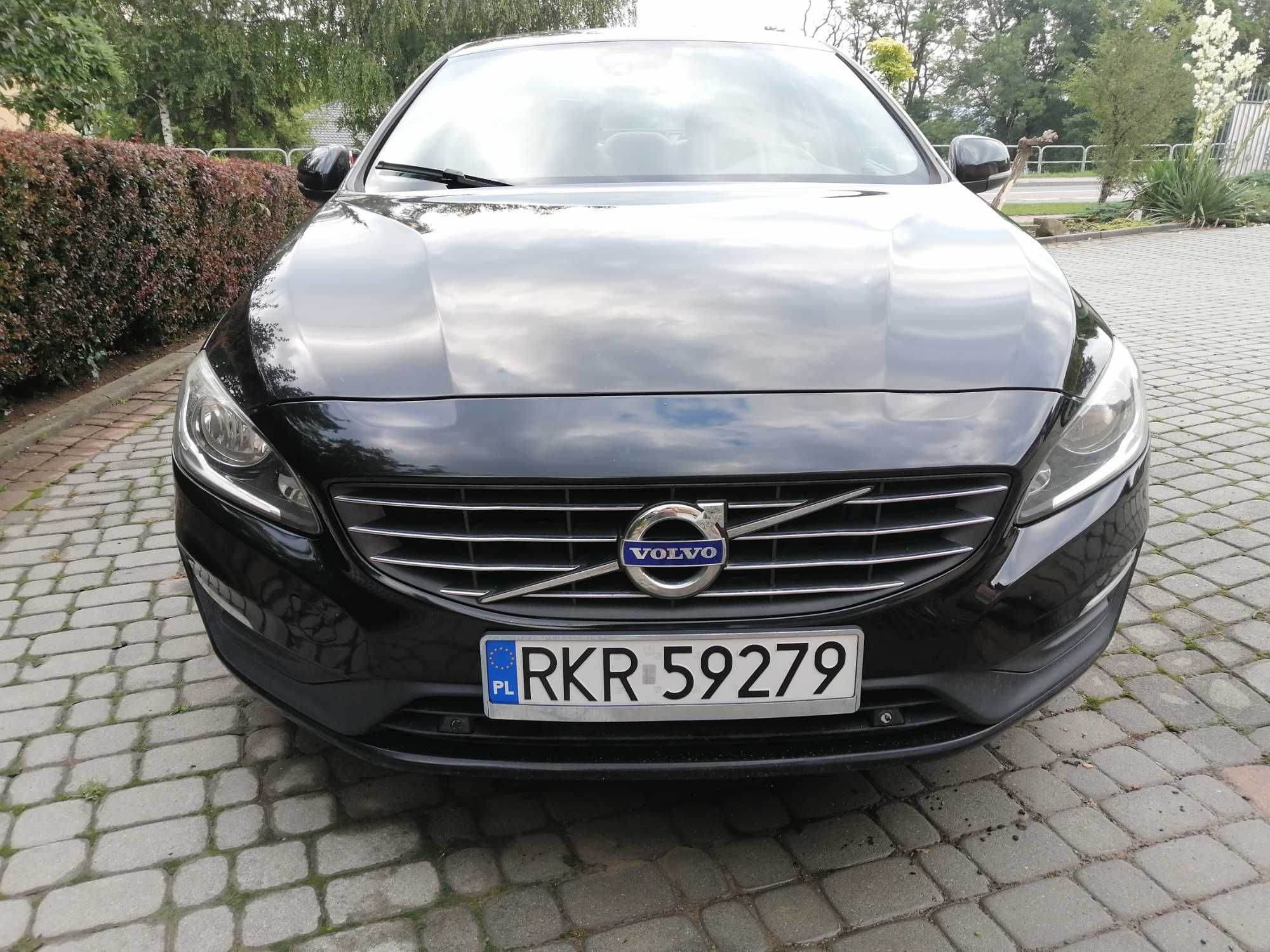 Volvo S60 2.0 D3 150ps - Momentum - stan bdb - 2015r