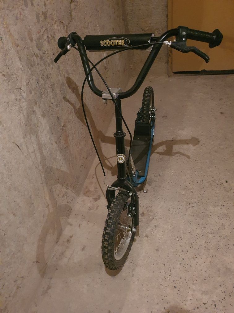 Hulajnoga  scooter