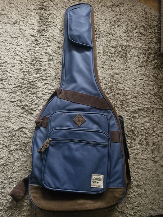 Электрогитара j8 ,комбоусилитель aroma AG-10, кабель Planet waves