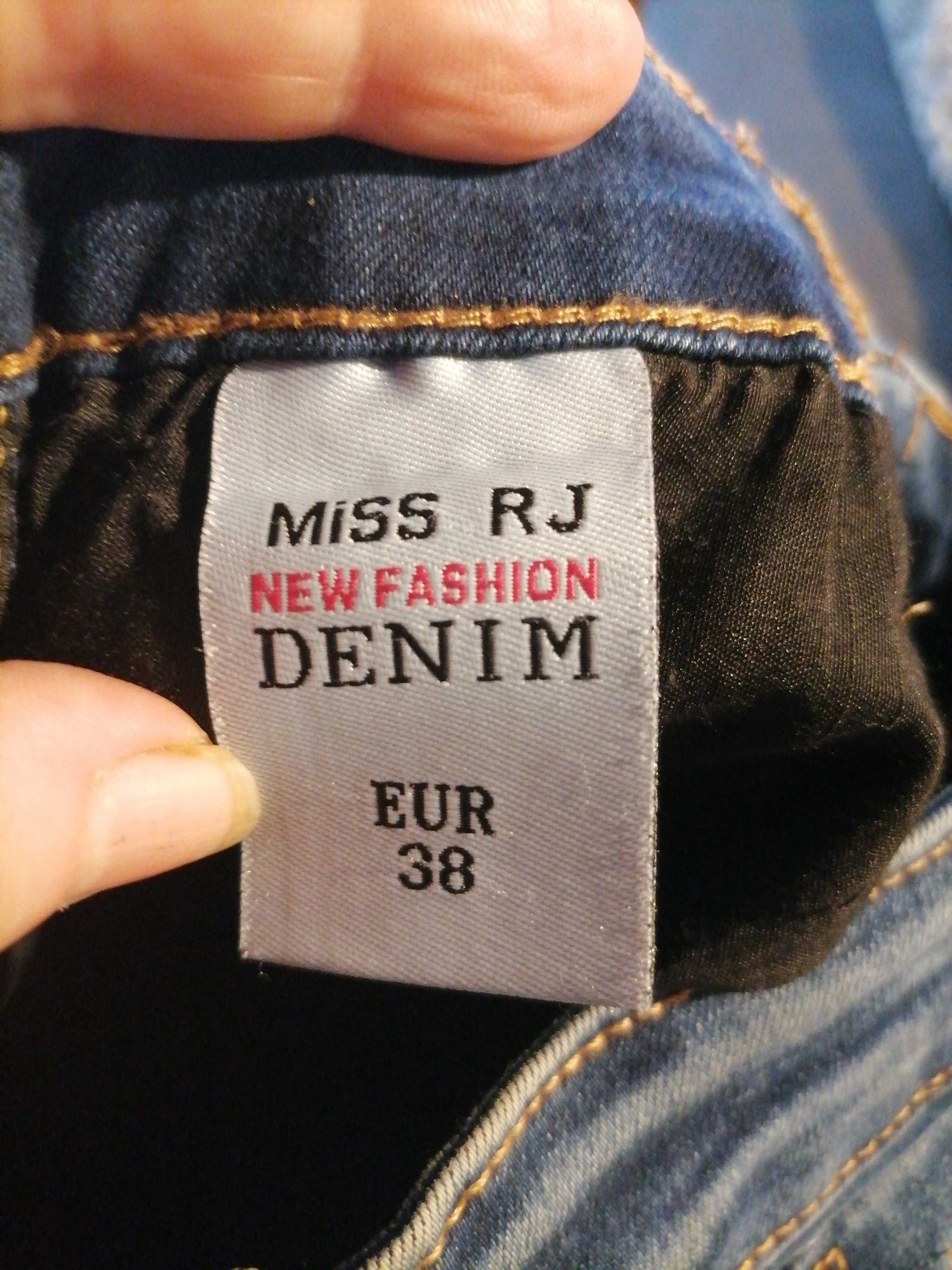 Spodnie młodzieżowe Jeans Miss RJ