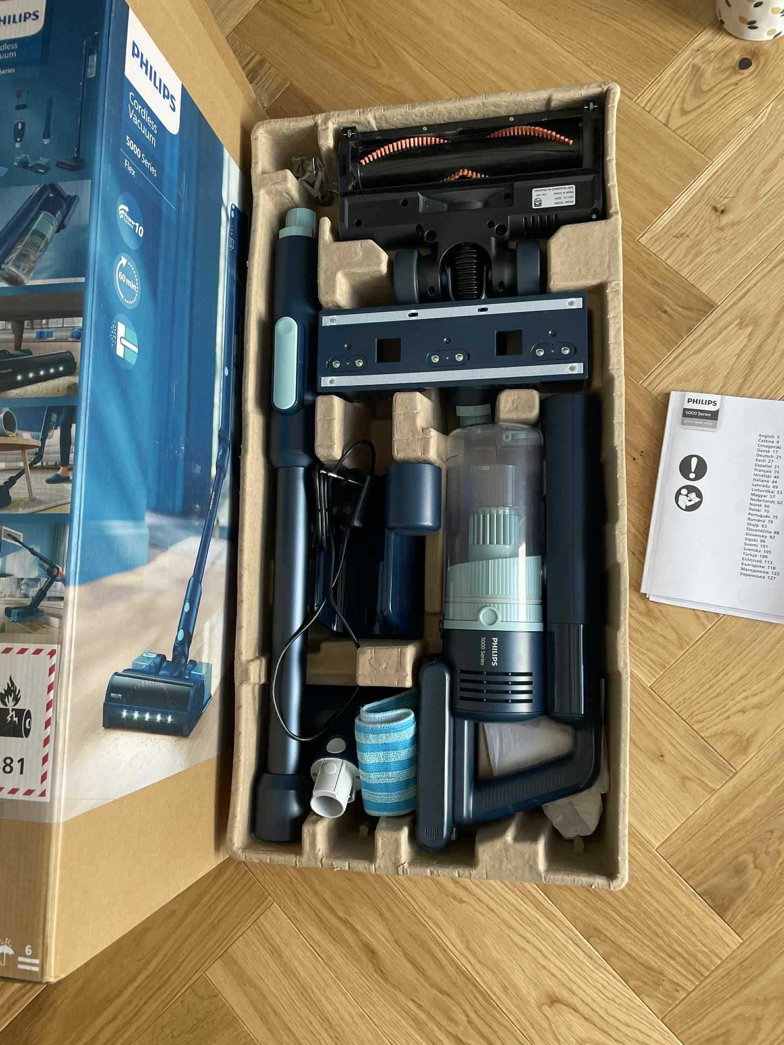 Odkurzacz PHILIPS XC5244/10 Flex Aqua (z 10 lipca, użyty dwa razy)