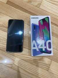 Samsung A40 + etui