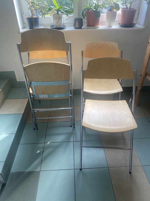Krzesla skladane sprzedam w pakiecie
