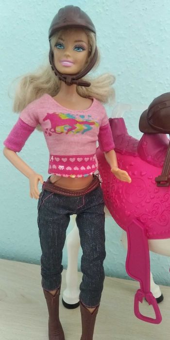 Lalka Barbie z koniem interaktywnym