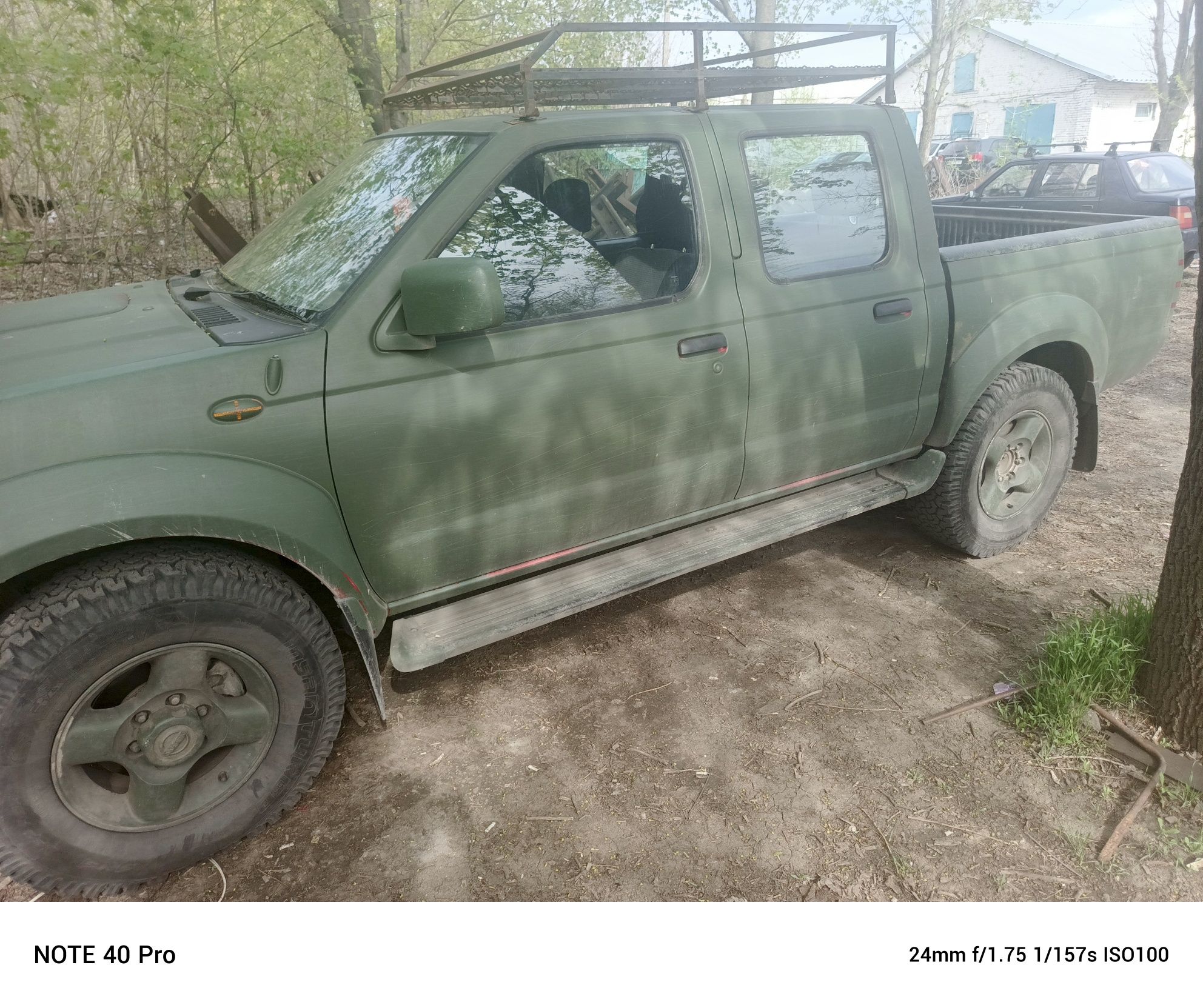 Нісан навара 2,5 тді