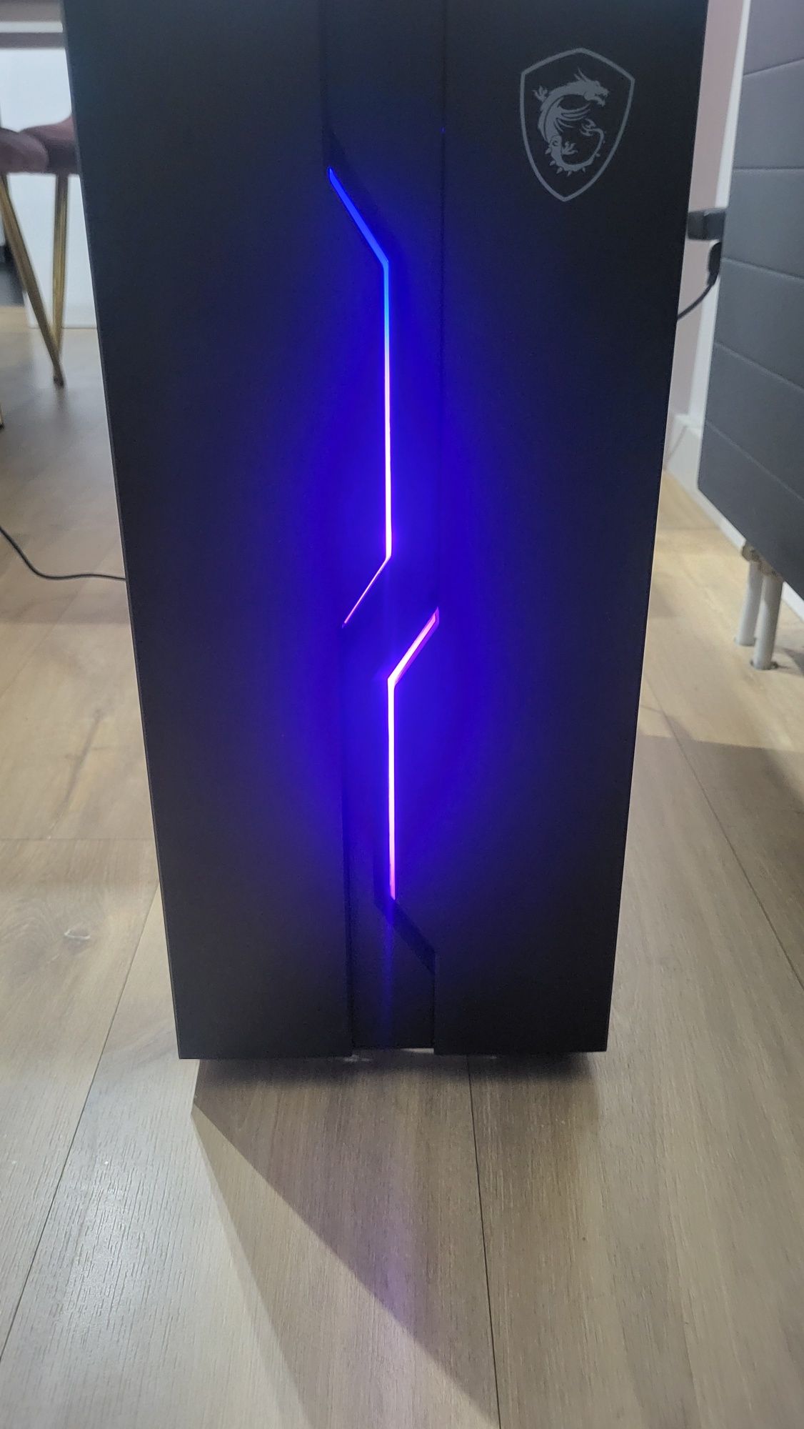 Komputer custom build MSI