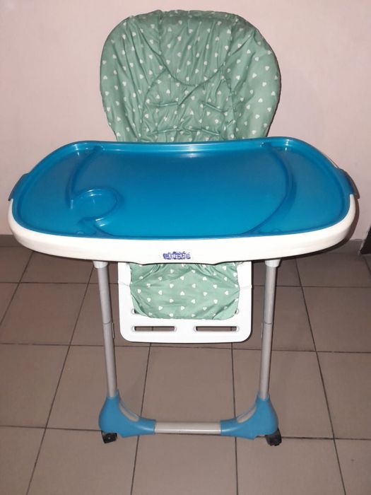 Столик для годування.Стільчик для годування.Бустер для годування.