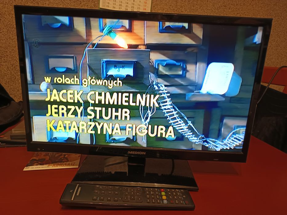 Telewizor Medion LCD z DVD i pilotem 21'5"