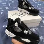 Nowe buty Jordan_4_Retro_Thunder_Moda R.46