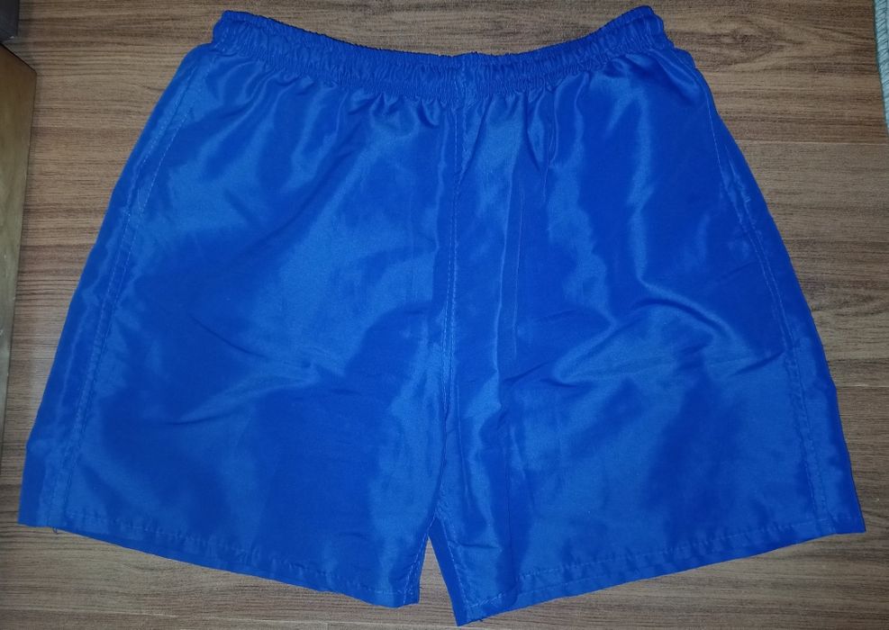 Сині спортивні шорти