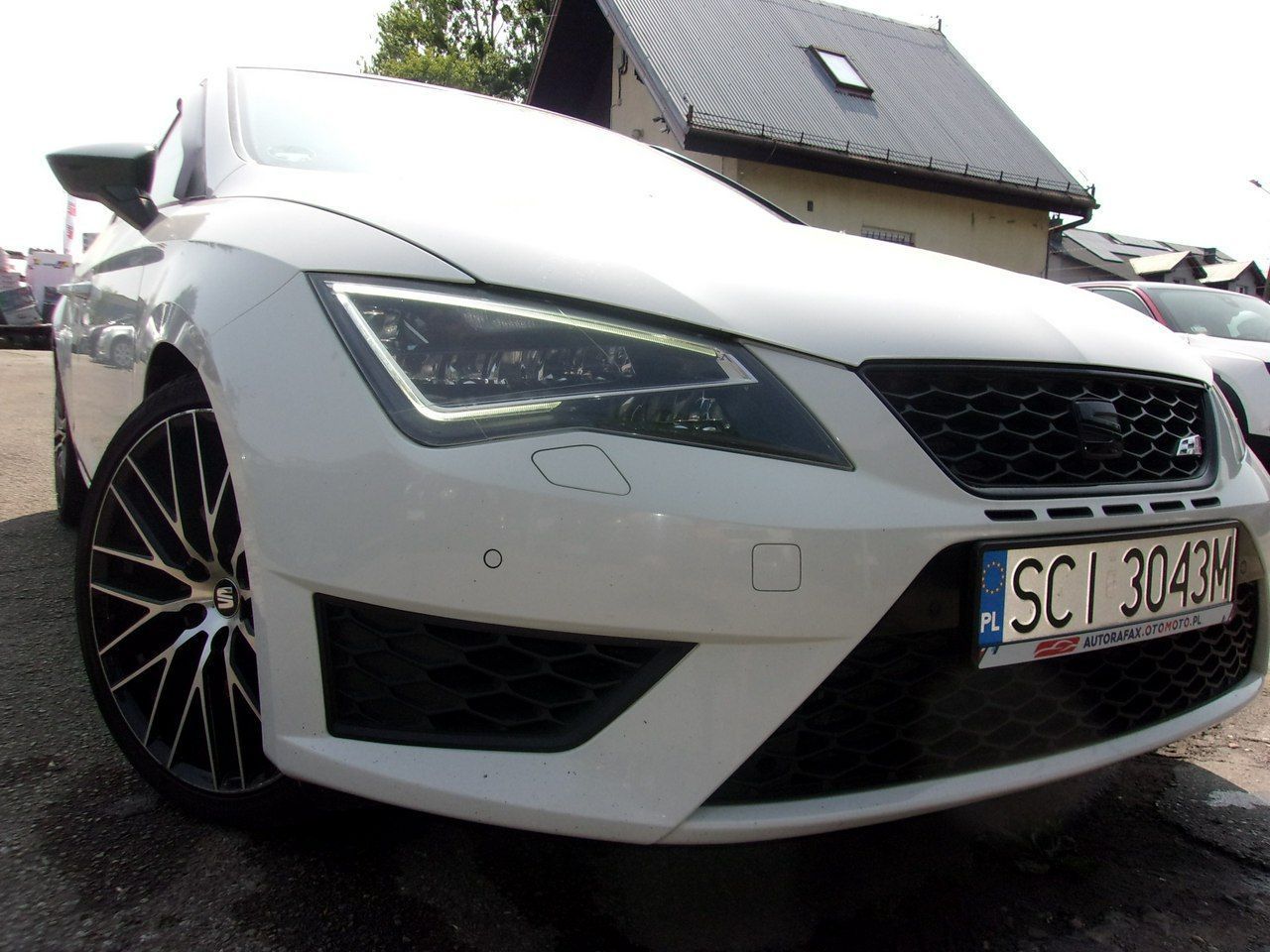 Seat Leon CUPRA, 280KM, Navi, PDC 2x, Grzane fotele, Klimatronic, Panorama