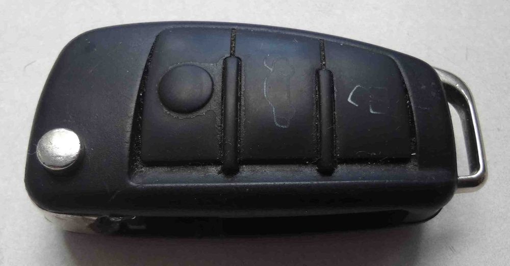 Пульт автомобиля Audi Ауди, замок, брелок, ключ