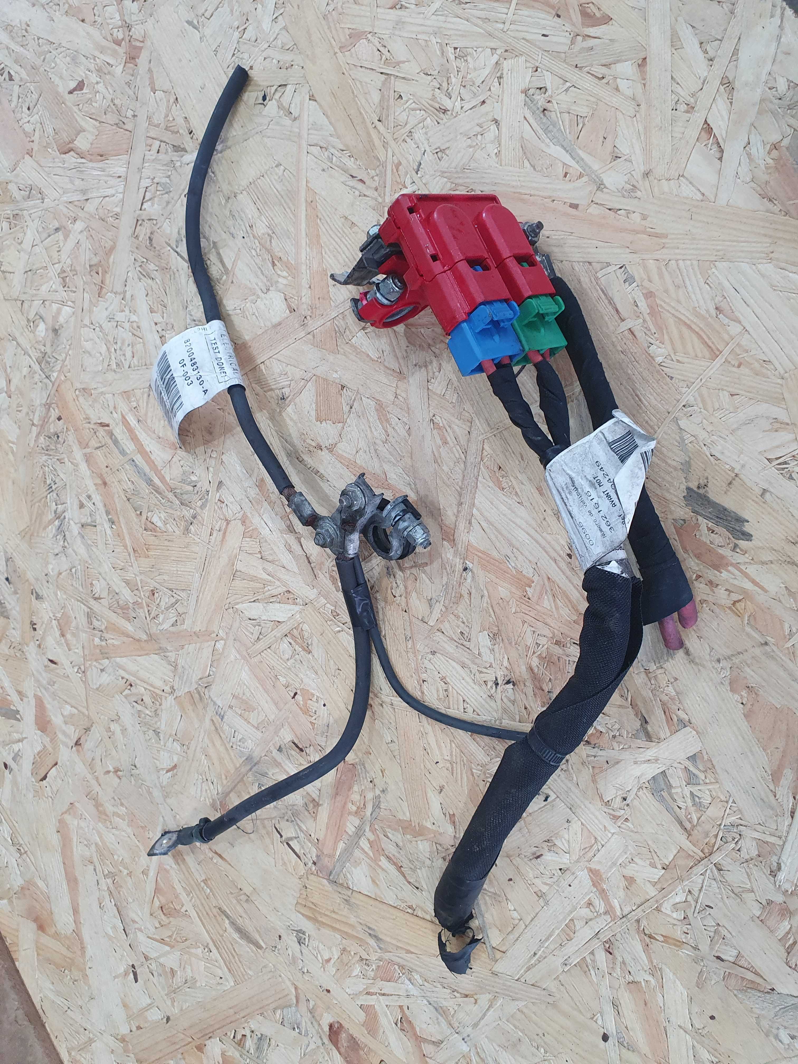Klema klemy bezpiecznik Renault Clio 3 III 1.6 16v benzyna komplet