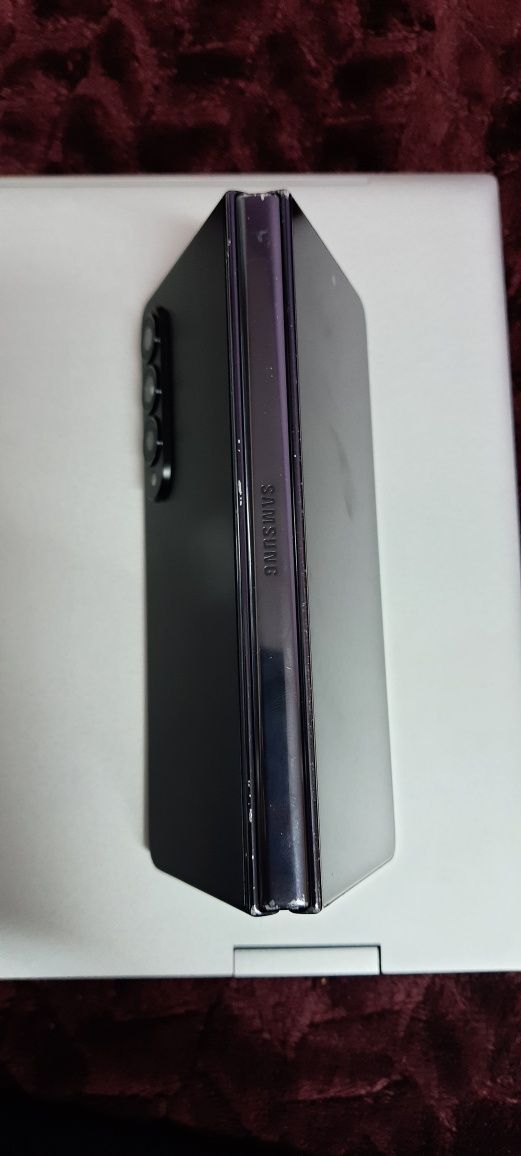 Samsung Z Fold 4 + capas + caneta