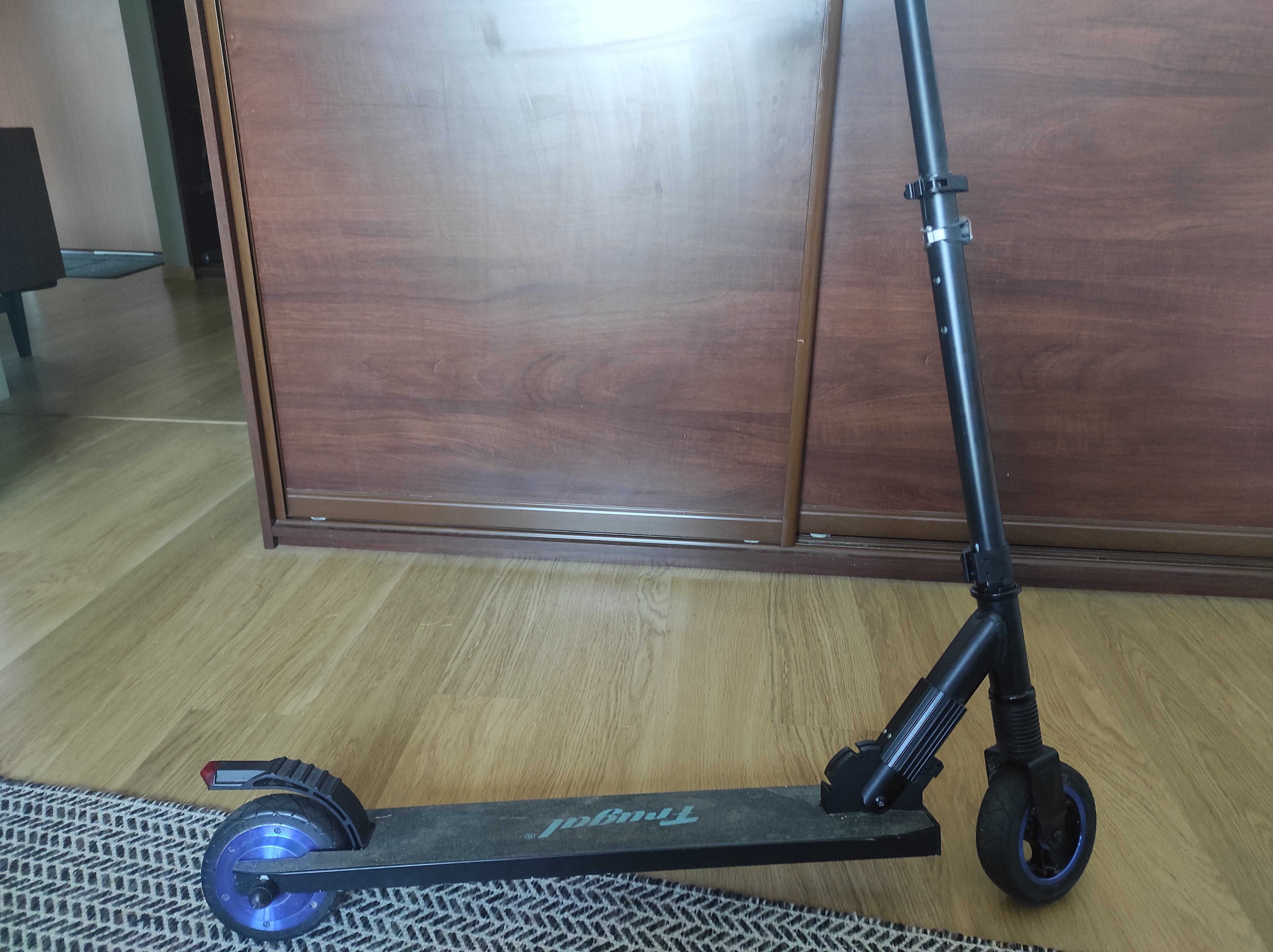 Hulajnoga elektryczna Frugal twist