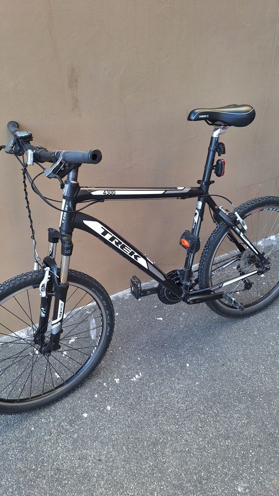 Велосипед Trek 4300