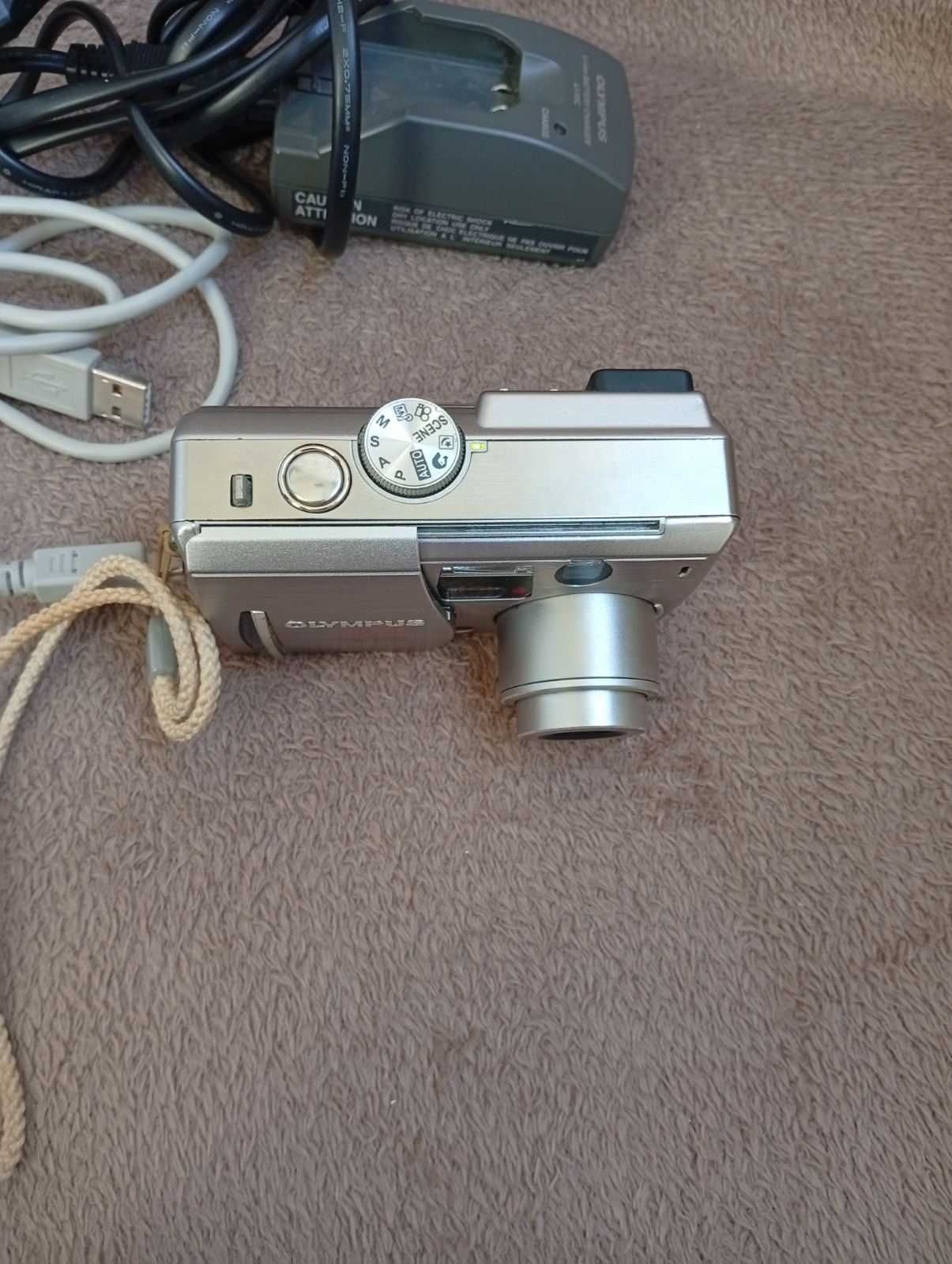 Olympus CAMEDIA C-60
