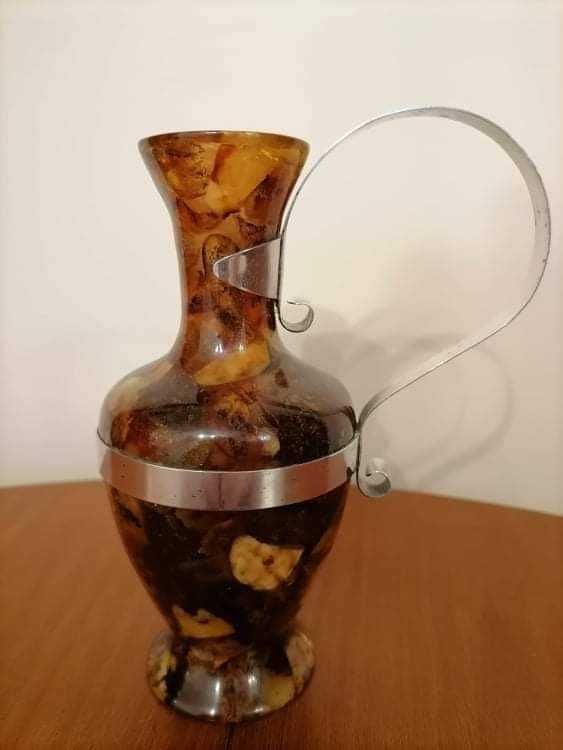 Kolekcjonerski wazon bursztynowy