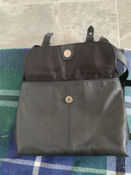 Шкіряна сумка. Нова. Чорного кольору.