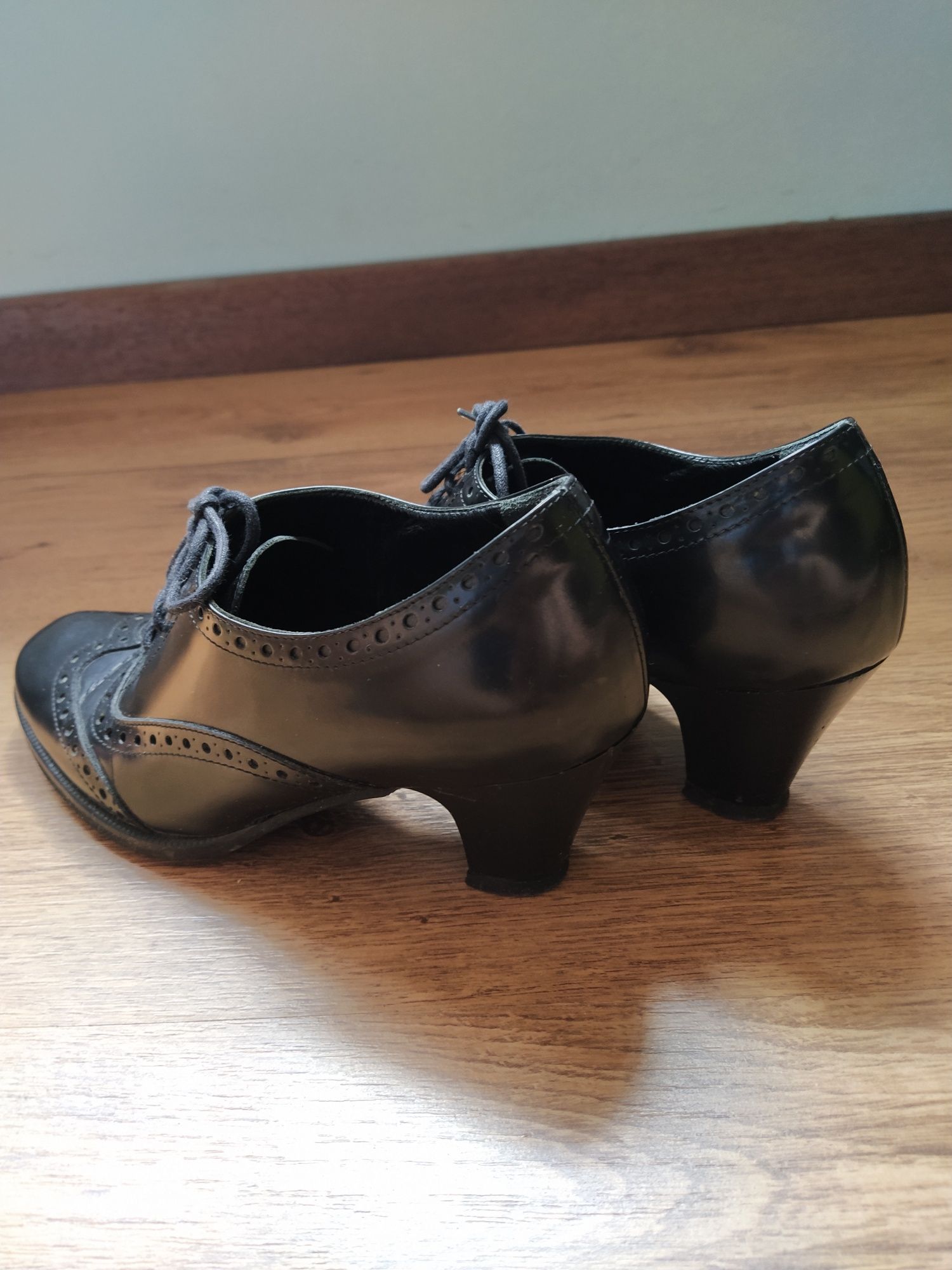 Sapatos vintage bagatt 36