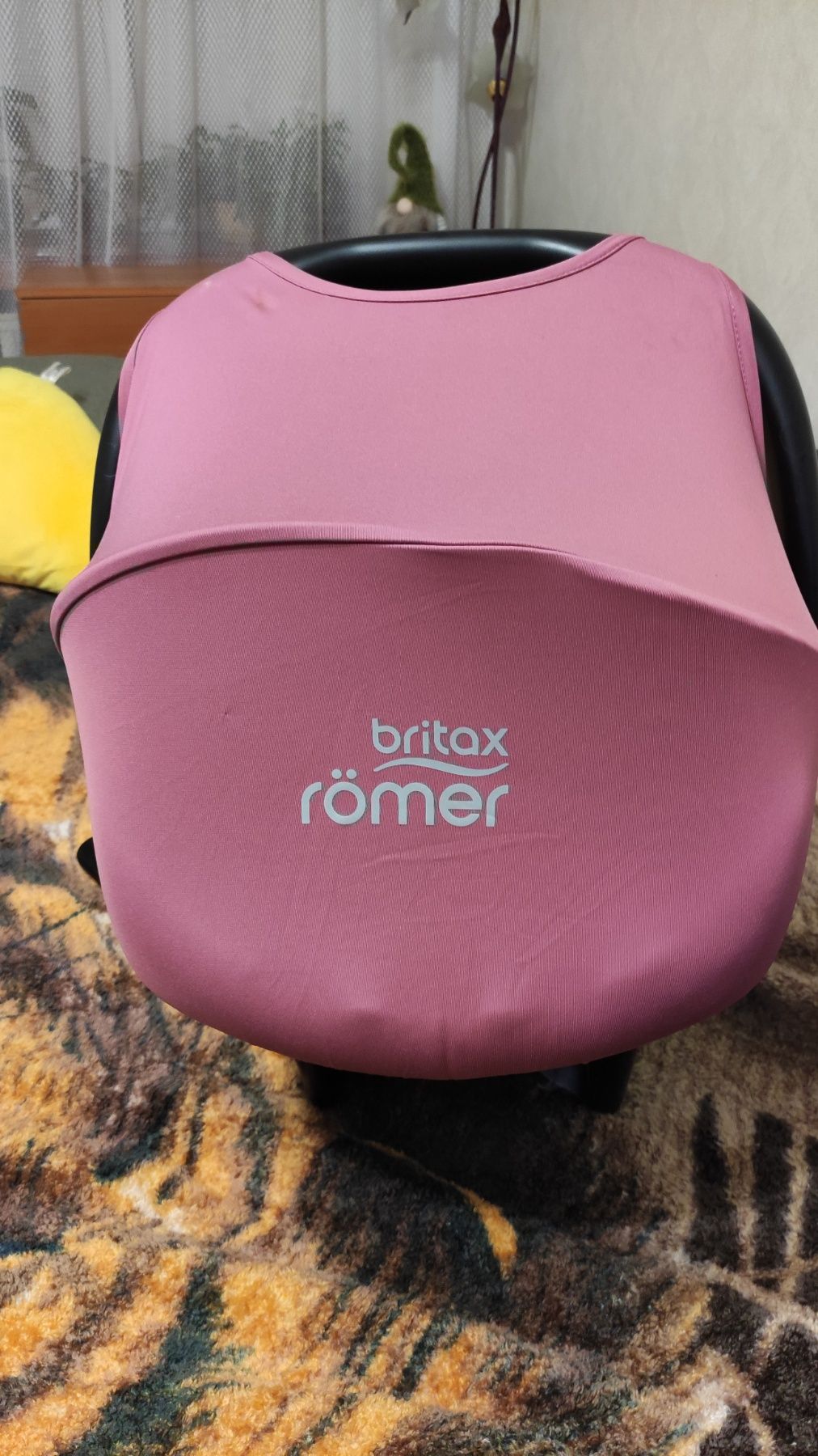 Автокрісло britax romer baby safe ece r44/04