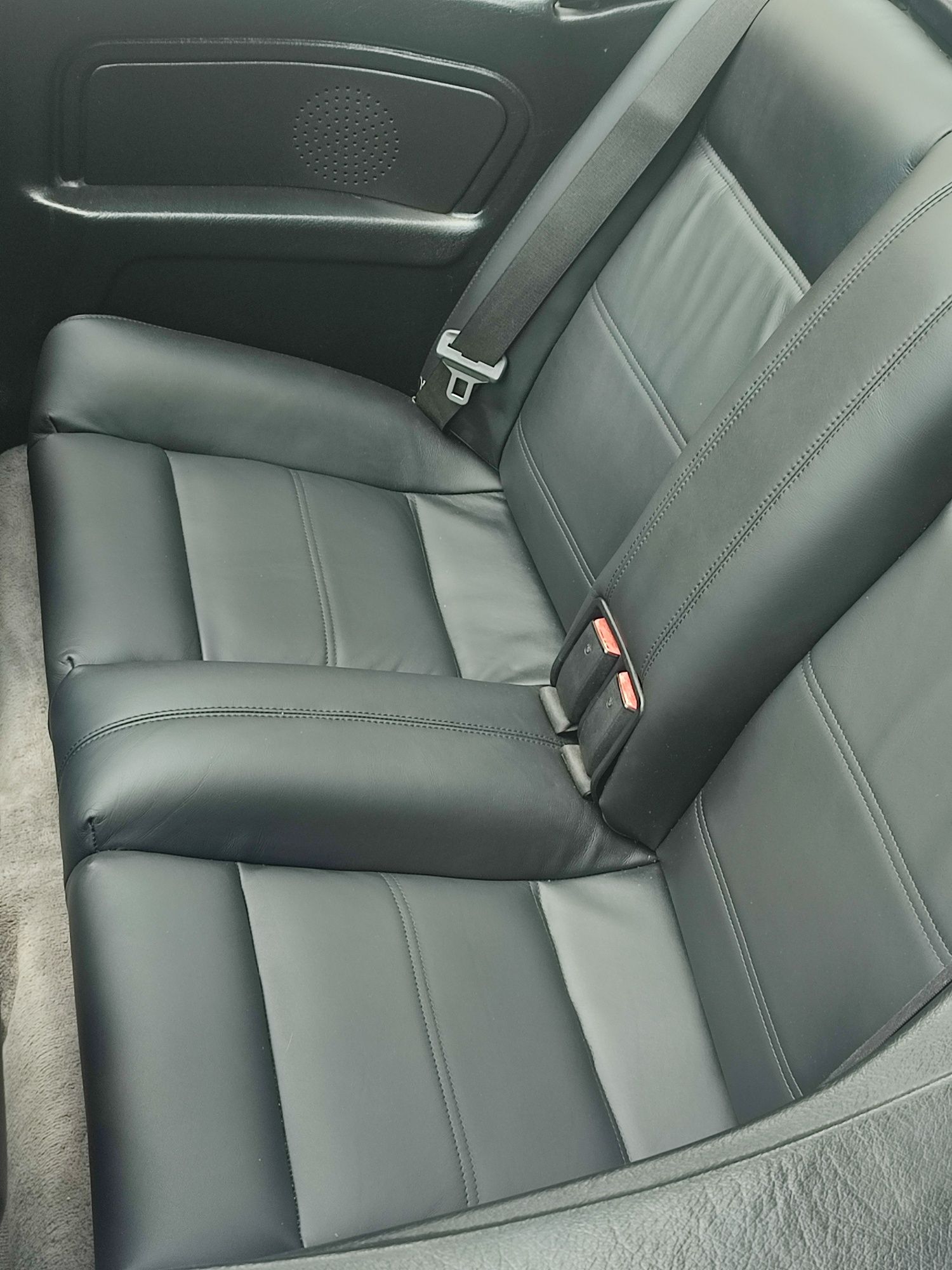 BMW e30 325i cabrio manual