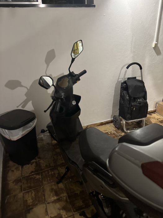 Vendo scoteer eletrica