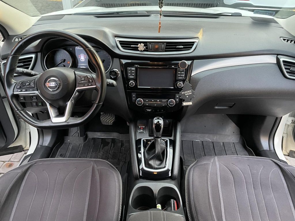 Nissan qashqai j11, rok 2018,n conecta