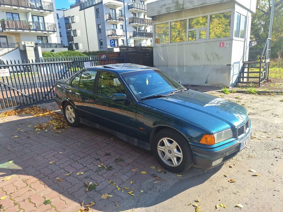 BMW Seria 3 Sprzedam ładne 318iA z LPG automat szyberdach PDC klimatronik