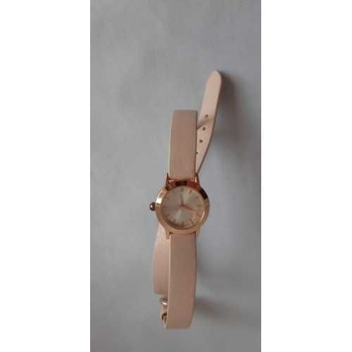 Часы наручные женские с длинным ремнем Bijou Rigitte