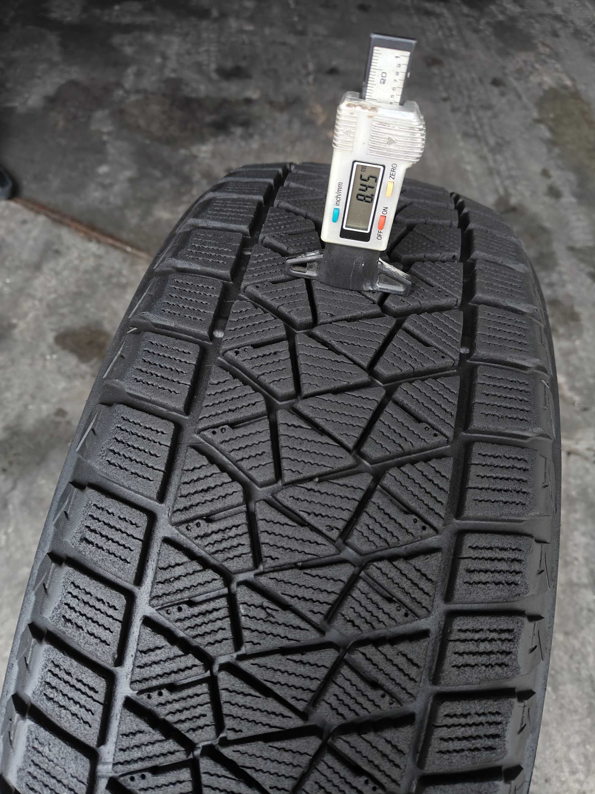 1шт/2шт. R18 225 55 шини зимові Bridgestone Blizak DM-V2 made Japan