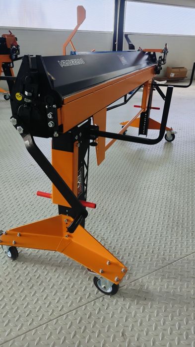 Kantmaszyna Zginarka do blachy Giętarka Gientarka Zaginarka M20x2200