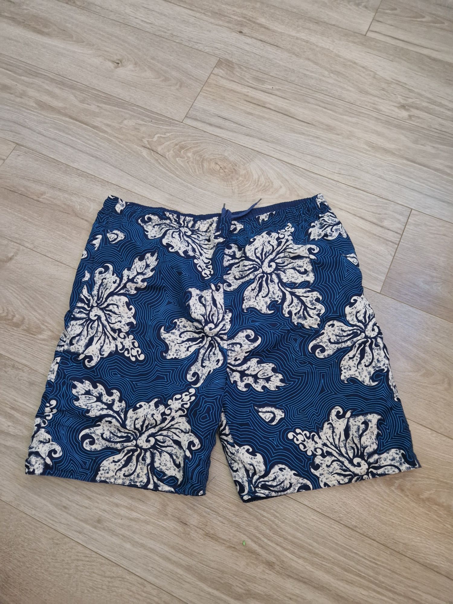 Letnie męskie shorty rozmiar xl