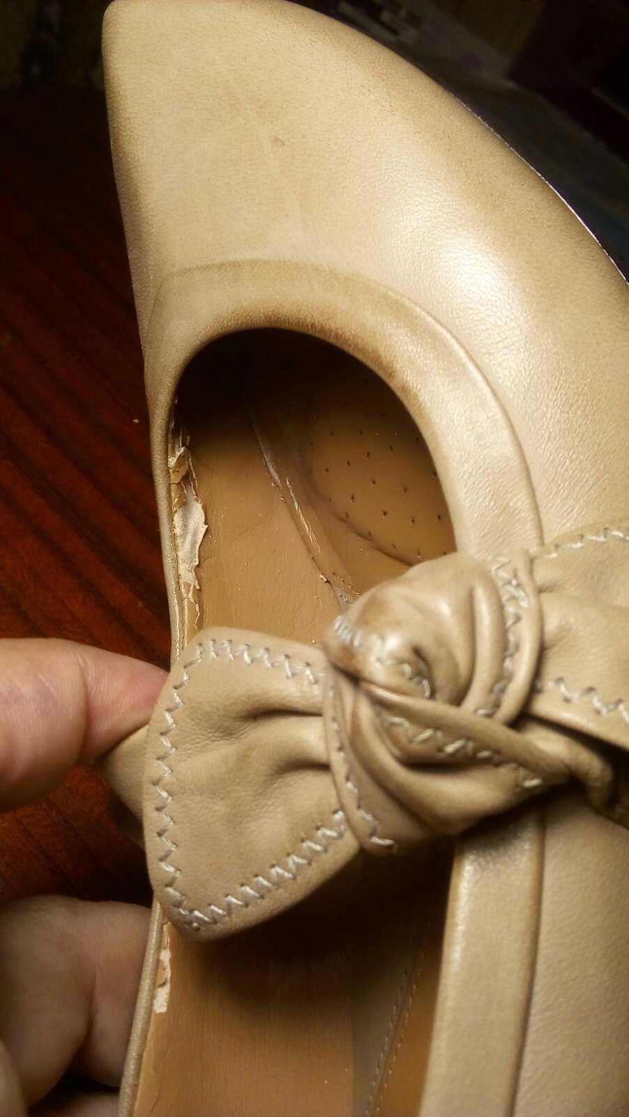 Бежевые нарядные туфли на золушку clarks 3,5(36,5) кожа