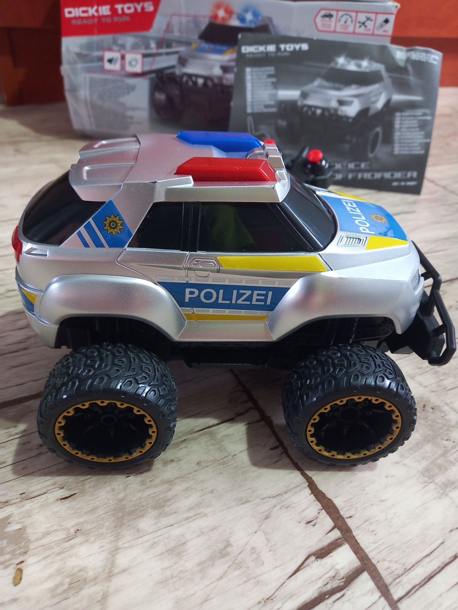 Samochód zdalnie sterowany radiowóz policyjny
