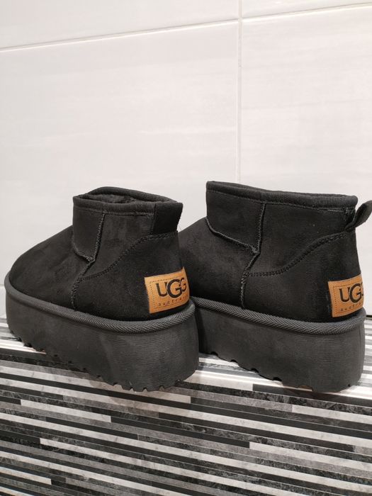 Hit sezonu czarne śniegowce UGG