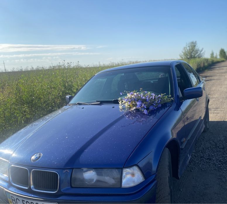 Продам BMW e36 1995 року, можливий торг, продаж терміновий!