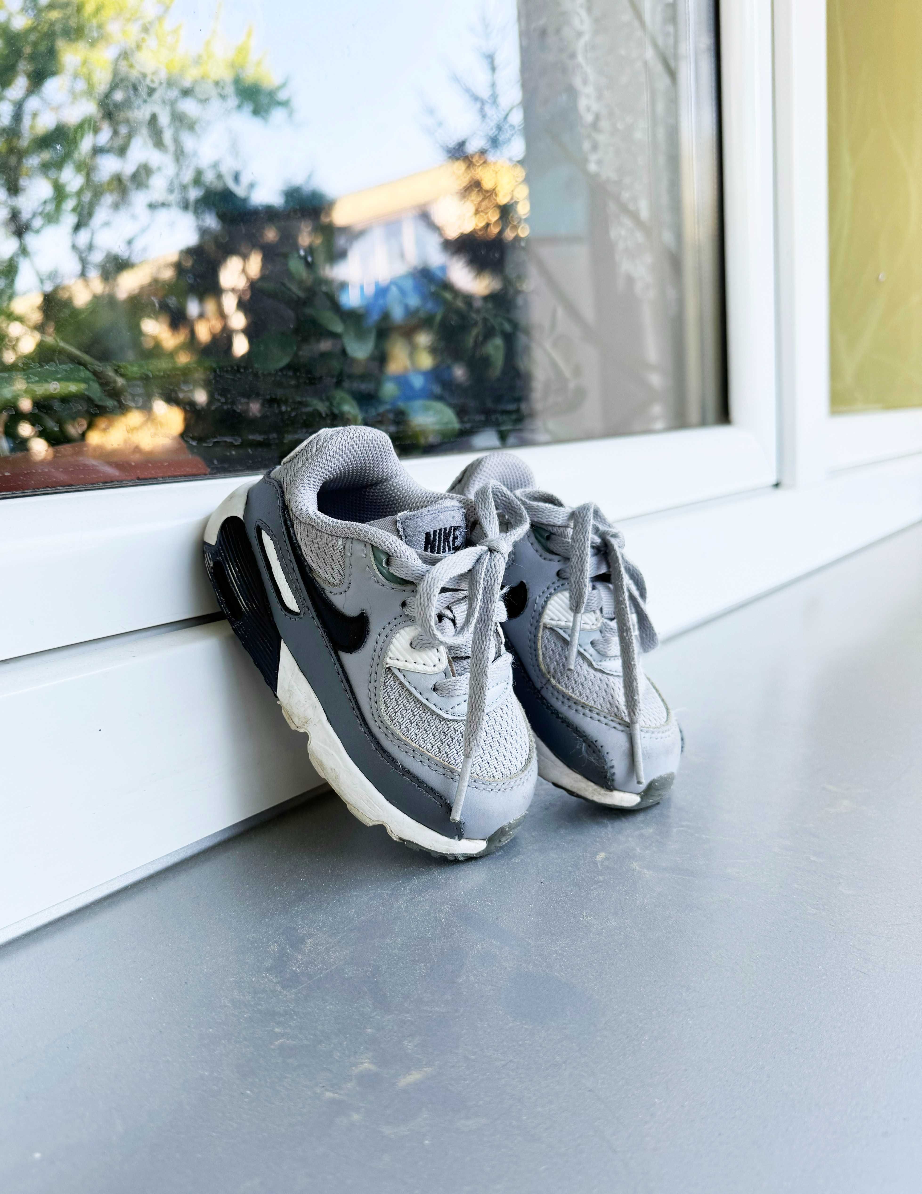 Buty nike  rozmiar 22 / Nike AirMax / Buty dziecięce