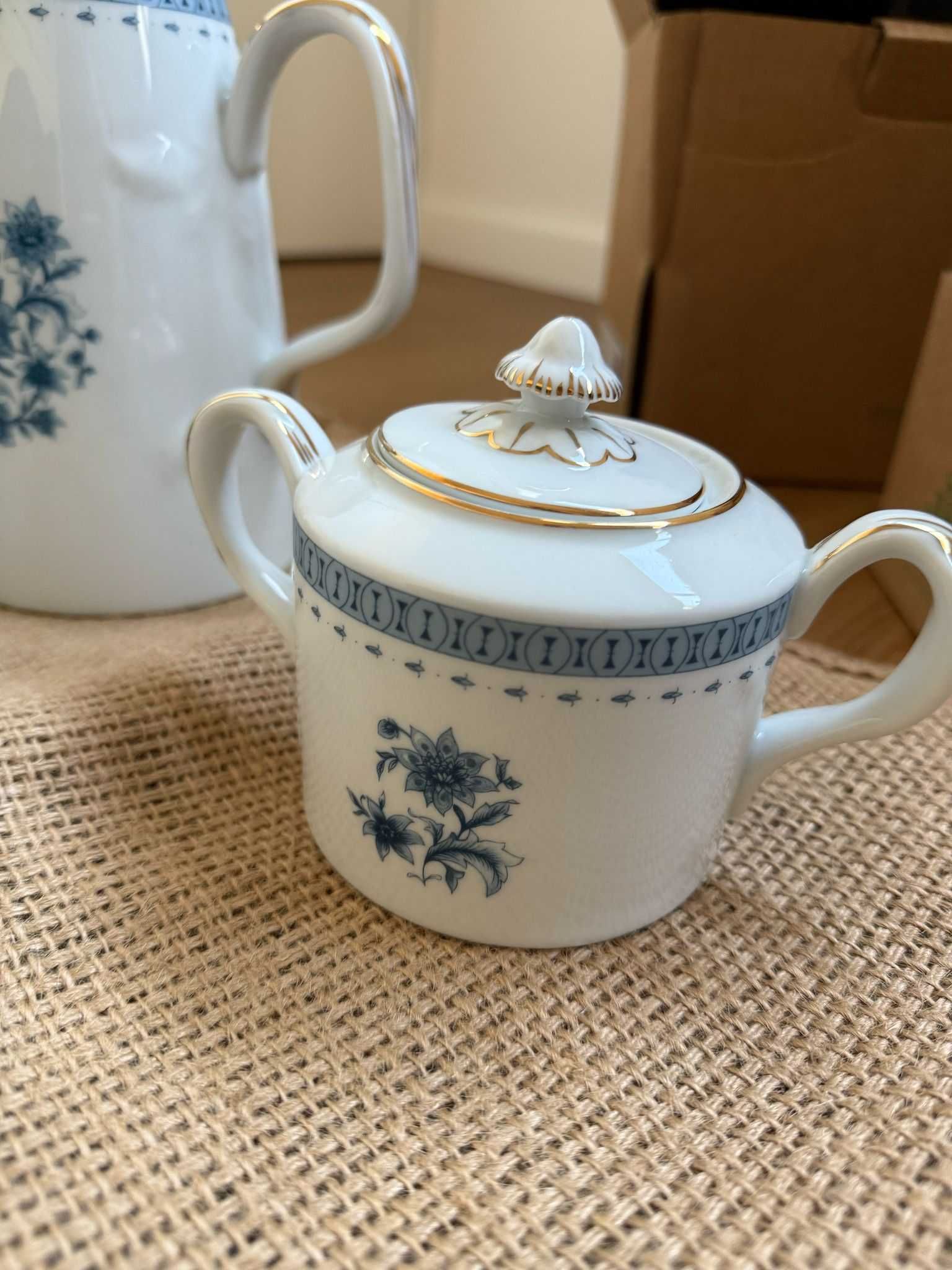 Serviço de café da Vista Alegre