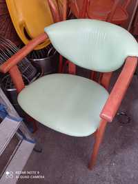 Krzesło fotel drewniane ze skórzaną tapicerką