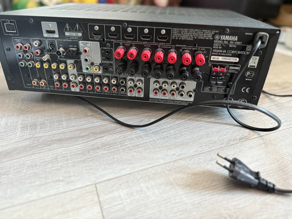 Amplituner Yamaha 7.2