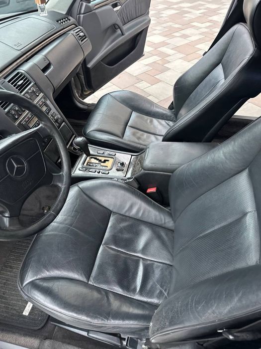 Mercedes e210 3.2 бензин автомат