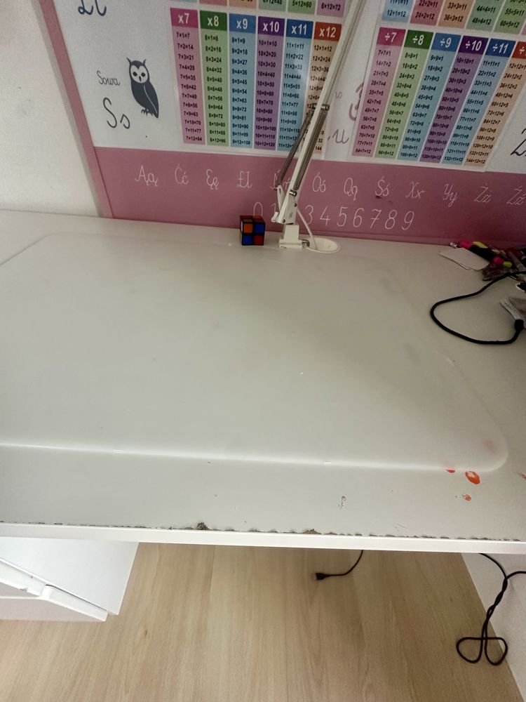 Lòzko pietrowe SMASTAD Z biurkiem IKEA