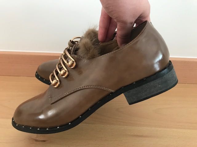 Sapatos NOVOS Nº 40