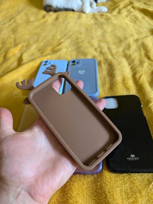 Zestaw 6 etui do IPhone 11 - cena za wszystkie 6  sztuk
